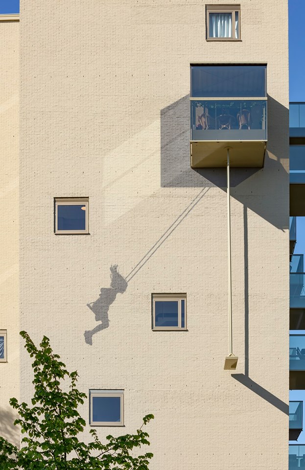 Kunst schommel Lucent 1.jpg